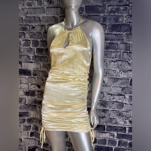 Yellow Satin Brocade Mini Bodycon Summer Dress - Picture 12 of 16